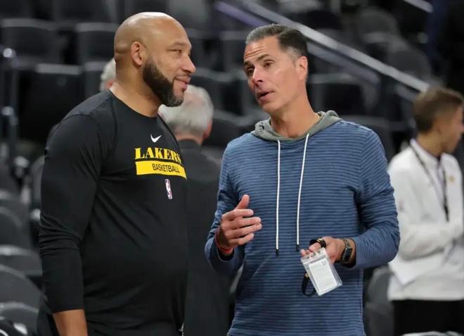 古利特：皇马3个前锋无球时做的太少，贝林厄姆成为受害者（古利特批评：皇马三前锋无球贡献过少，贝林厄姆成了牺牲品）