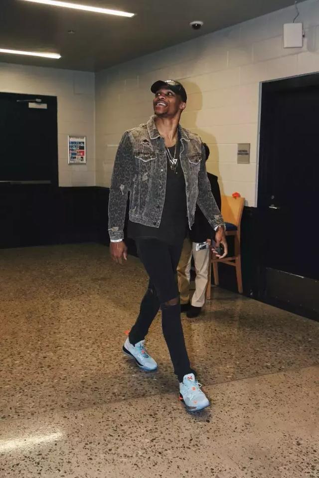 神秘数字！安东尼·戈登本赛季打入7粒进球，其中5个点球（耐人寻味的数据：安东尼·戈登本季轰入7球，其中5球为点射）