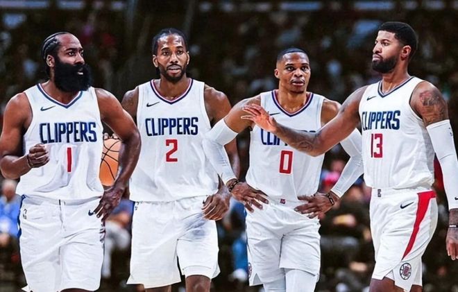 齐达内：在上海见到一个优秀的年轻人，球打得着实可以！（齐达内：上海遇见一位出色新秀，球技确实了得！）